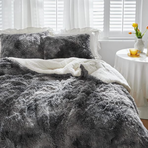 Gray long-haired faux fur duvet cover set