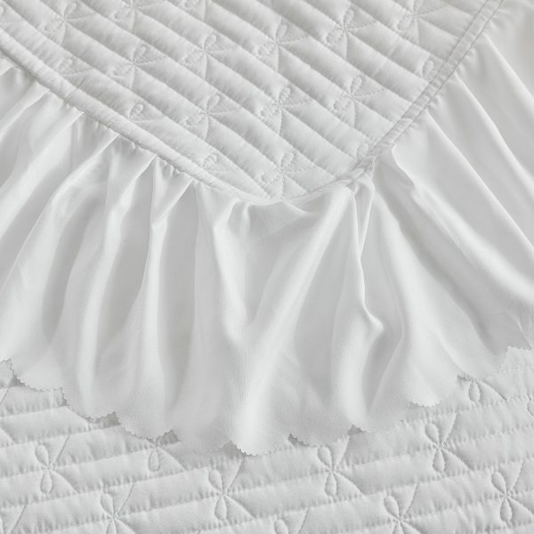 Grey ruffled quilted duvet set