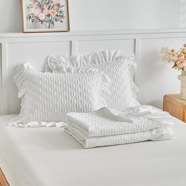 Grey ruffled quilted duvet set