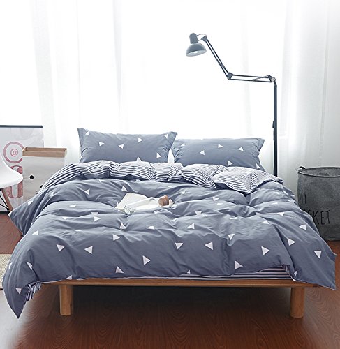 Gray geometric triangle print suit