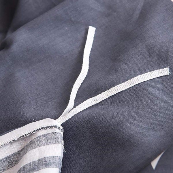 Gray geometric triangle print suit